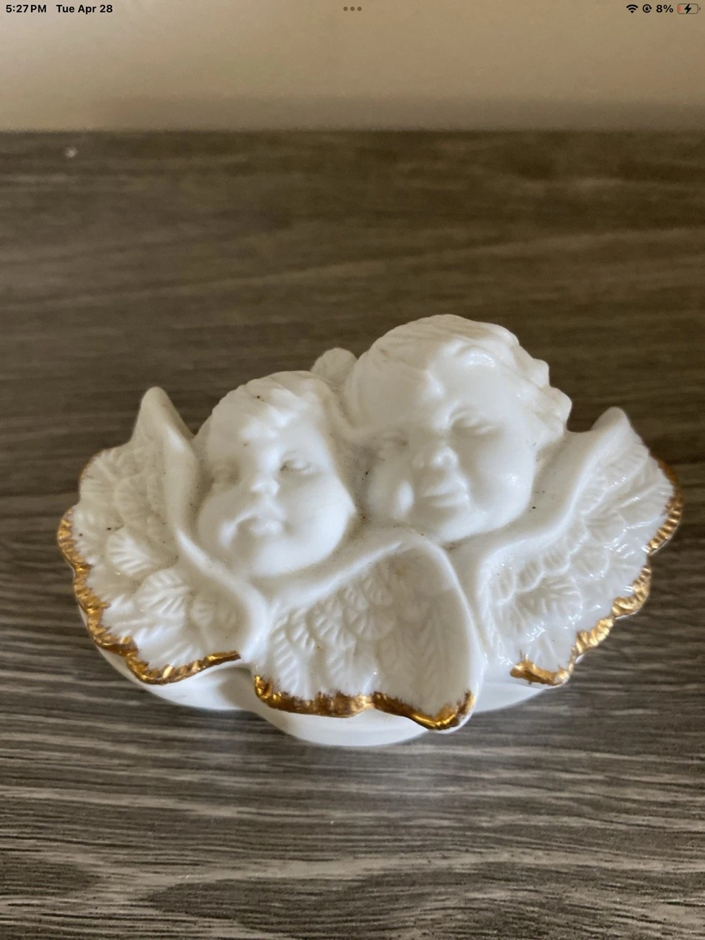Alabaster small Angels trinket box
